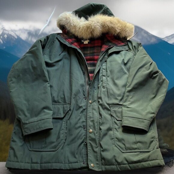 VTG Woolrich Parka Made In USA Men Sz‎ L Lamb Metal Buttons Coyote Fur Trim YKK